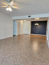 2731 Ocean Club Blvd in Hollywood, FL - Building Photo - Building Photo