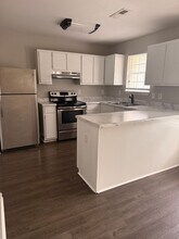 302 St Rosea Rd in Wilmington, NC - Building Photo - Building Photo
