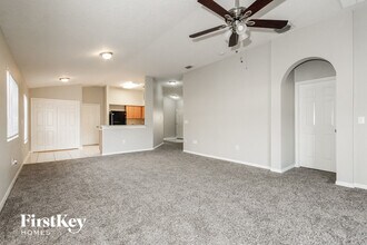 4406 Country Hills Blvd in Plant City, FL - Building Photo - Building Photo