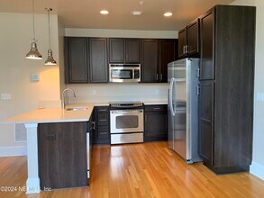 2525 College St in Jacksonville, FL - Building Photo - Building Photo