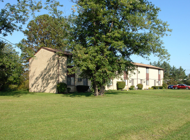 3900 Orchard Ave in Youngstown, OH - Foto de edificio - Building Photo