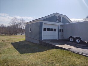 202 Lincoln St in Seekonk, MA - Building Photo - Building Photo