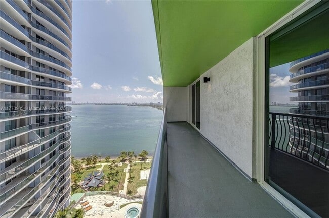 property at 1756 N Bayshore Dr
