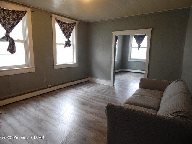 64 E State St in Larksville, PA - Building Photo - Building Photo