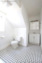 569 Main St, Unit #1 in Medford, MA - Building Photo