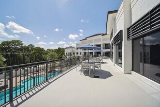 3333 Central Gardens Cir in Palm Beach Gardens, FL - Building Photo - Building Photo