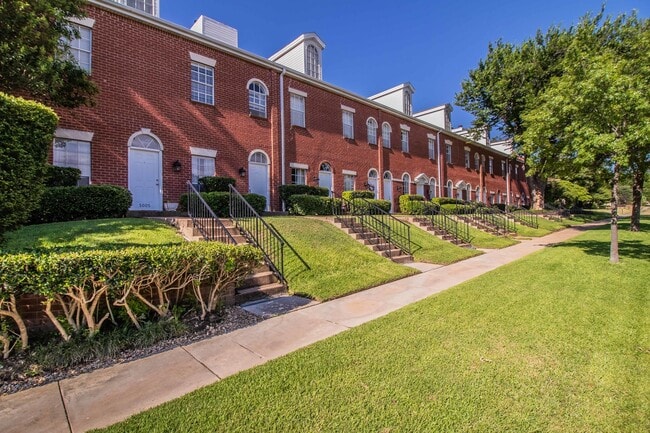 property at 5017 Birchman Ave