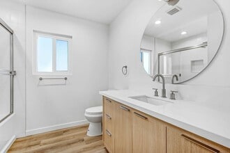 3099 Ginger Ave in Costa Mesa, CA - Foto de edificio - Building Photo