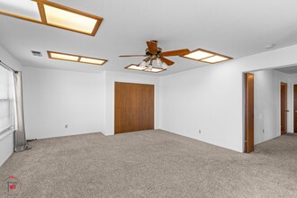 8795 Olive Ave in Winton, CA - Building Photo - Building Photo