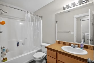 12505 NE 24th St in Vancouver, WA - Foto de edificio - Building Photo