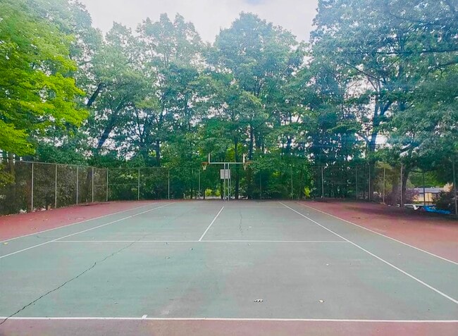 3 Silvestri Cir, Unit 12 in Derry, NH - Building Photo - Building Photo