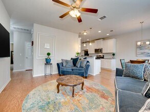 1600 Catalan Rd in Austin, TX - Building Photo - Building Photo