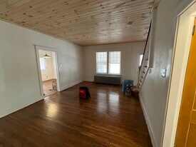 81 S Pearl St, Unit #2 in Lancaster, PA - Building Photo