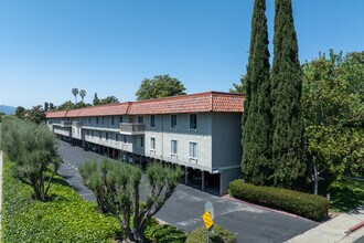 Stevens Creek Blvd in Santa Clara, CA - Building Photo - Building Photo