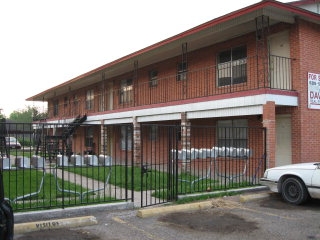 Condesa Apartments in San Juan, TX - Building Photo