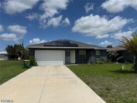 30030 Red Pine Rd in Punta Gorda, FL - Building Photo