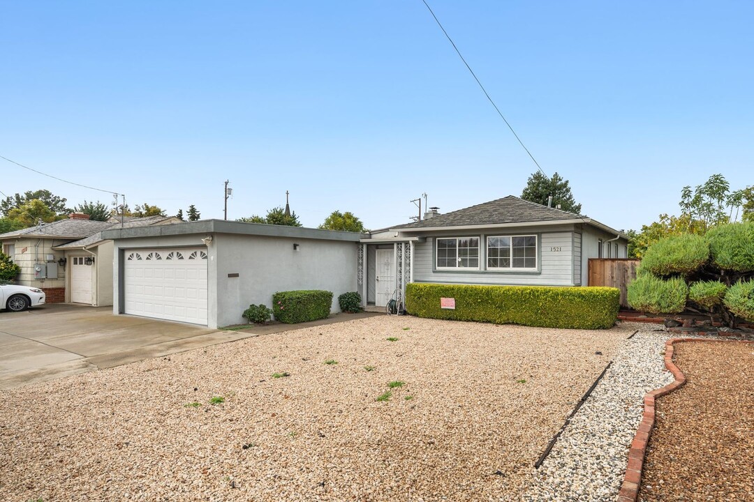 1521 Halsey Ave in San Leandro, CA - Building Photo