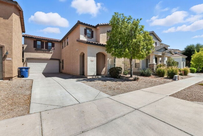 property at 21116 Avenida Del Valle Ct