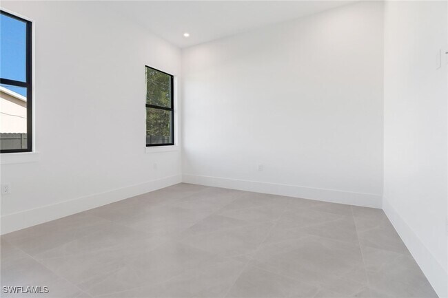 property at 368 14th St SE
