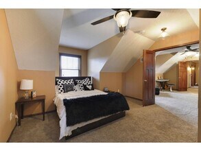 1425 Whistler Point Rd in Woodbury, MN - Building Photo - Building Photo