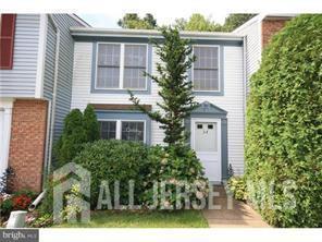property at 34 Beechwood Ct