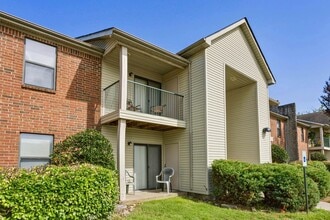 Waterview Apartments in Hendersonville, TN - Building Photo - Building Photo