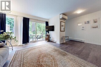 237 Milestone Crescent in Aurora, ON - Building Photo - Building Photo