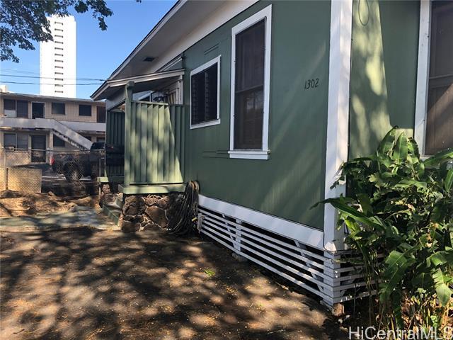 property at 1302 Kinau St