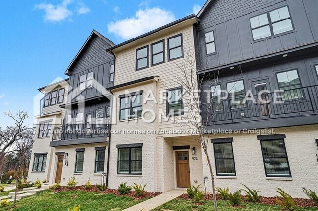 974 Dozier Pl in Nashville, TN - Building Photo - Building Photo