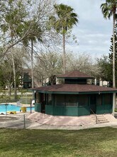 1505 N 25th St in Harlingen, TX - Building Photo - Building Photo