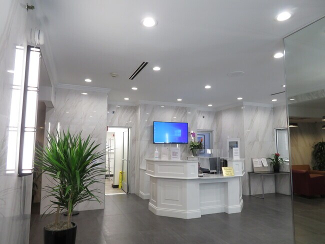 2101 Chestnut St, Unit #1708 in Philadelphia, PA - Building Photo - Building Photo