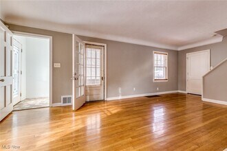 3807 Northampton Rd in Cleveland Heights, OH - Building Photo - Building Photo