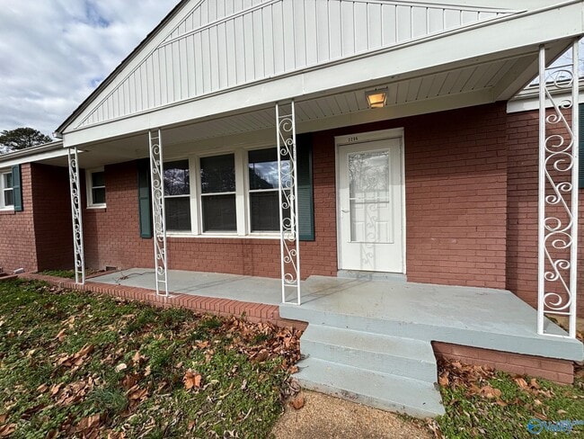 2206 Harris Rd NW in Huntsville, AL - Building Photo - Building Photo