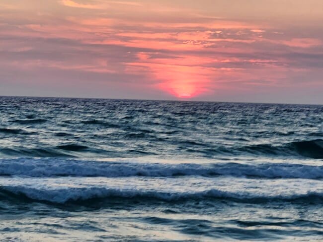 5230 Beach Dr, Unit C in Panama City, FL - Foto de edificio - Building Photo