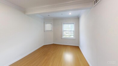 62 Gordon St, Unit 2 in Boston, MA - Building Photo - Building Photo