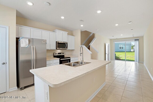 580 Running Wds St in Orange Park, FL - Building Photo - Building Photo