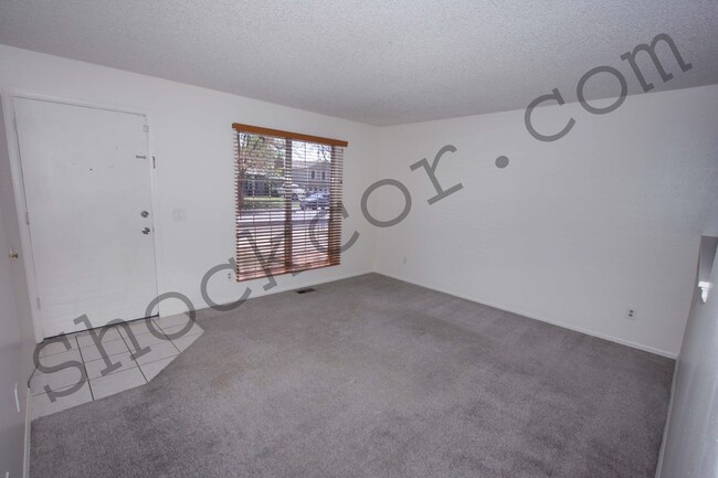 1567 S Salida Way in Aurora, CO - Building Photo - Building Photo