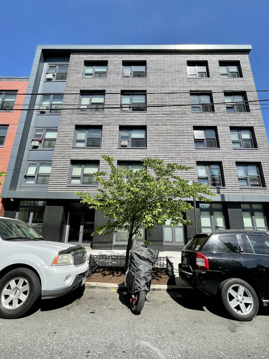 Bergen Saratoga Apartments in Brooklyn, NY - Foto de edificio