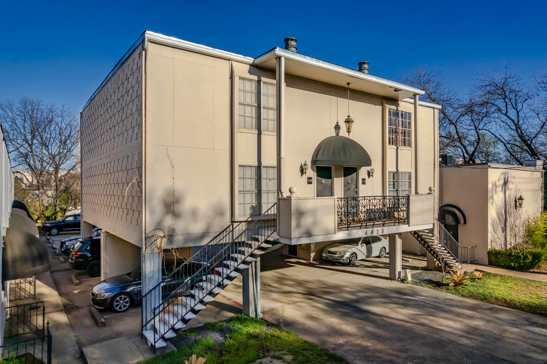 4425 Travis St in Dallas, TX - Building Photo