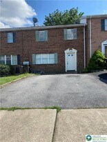 1650 Angela Dr in Bethlehem, PA - Building Photo
