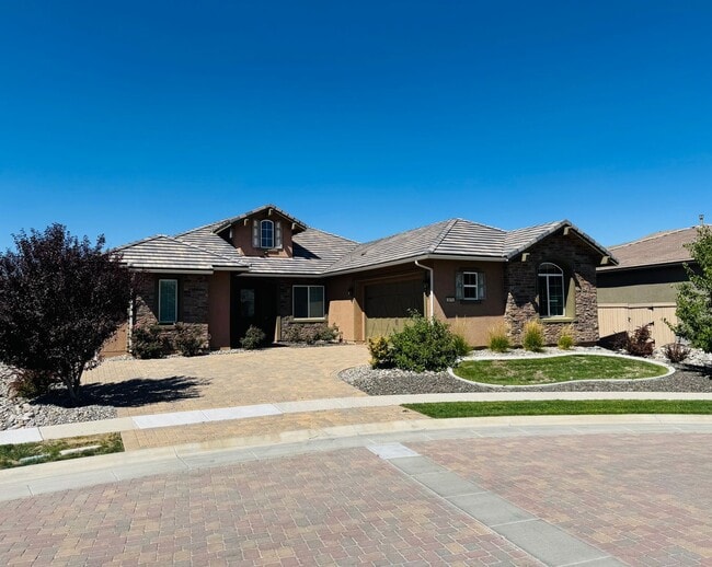 2675 Hanovarian Wy in Reno, NV - Building Photo - Building Photo