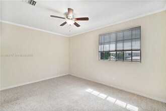 5905 Abbey Rd in Tamarac, FL - Building Photo - Building Photo