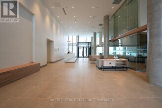 3100 Keele St in Toronto, ON - Building Photo - Building Photo