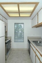 Gunn Road Commons in Carmichael, CA - Foto de edificio - Building Photo
