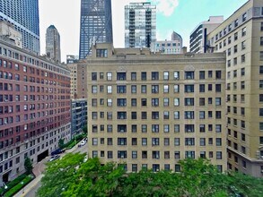 900 N Lake Shore Dr in Chicago, IL - Building Photo - Building Photo