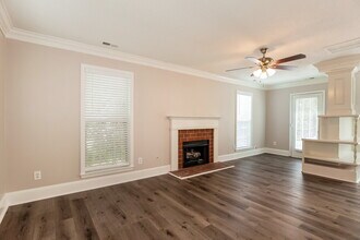 10021 Northwoods Forest Dr in Charlotte, NC - Building Photo - Building Photo
