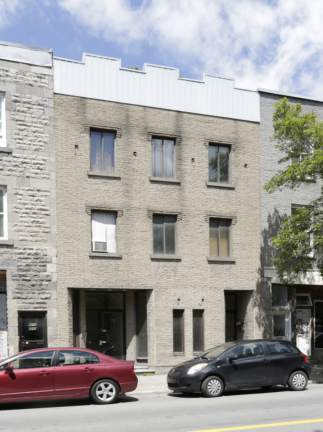 4861 Notre-Dame O in Montréal, QC - Building Photo - Primary Photo