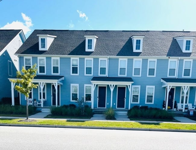 property at 561 Blueway Ave
