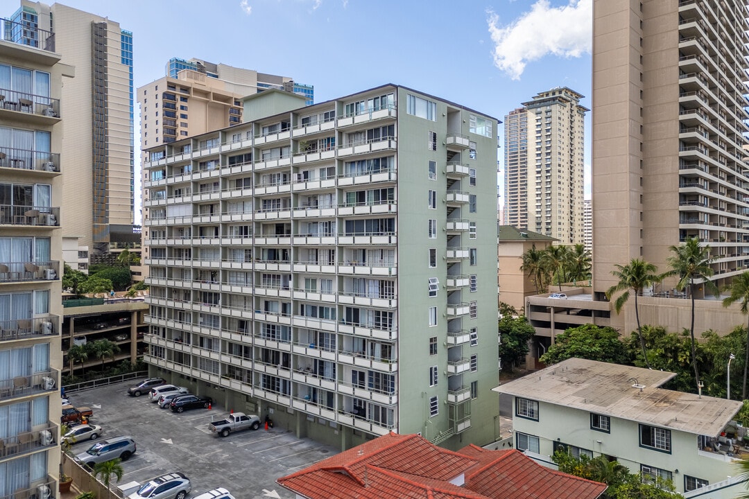 Rosalei Condominiums in Honolulu, HI - Building Photo