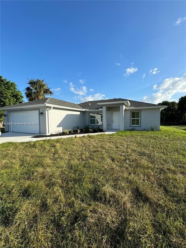 3503 38th St SW in Lehigh Acres, FL - Building Photo - Building Photo